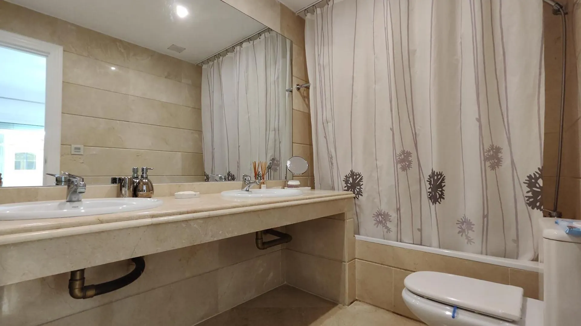 Pinos Aloha Marbella Appartement Spanje
