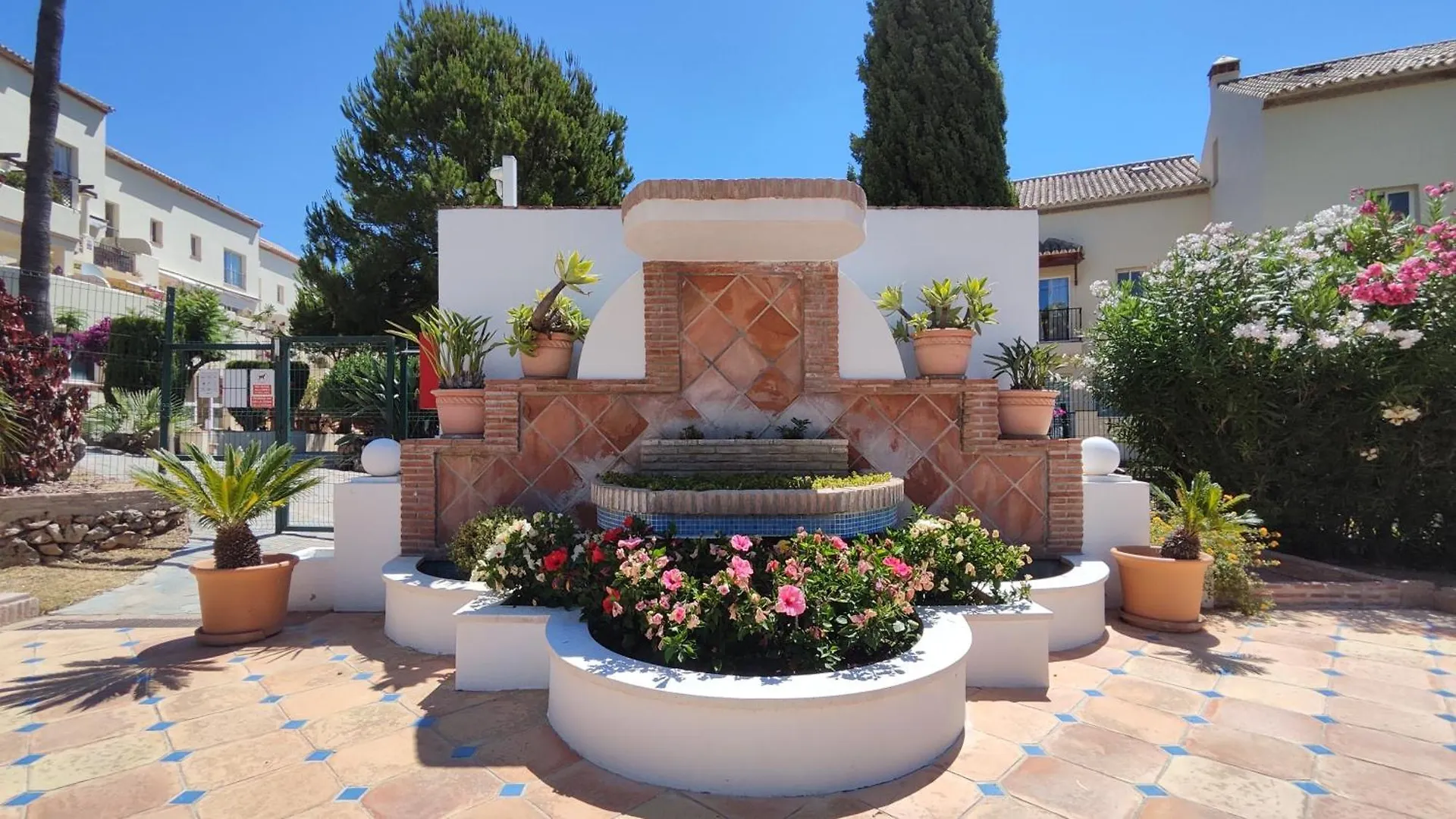 Pinos Aloha Marbella Apartment 0*,  Spain